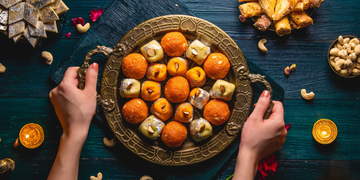 How People Decide Between Online Mithai Shopping and Local Sweet Shops Today