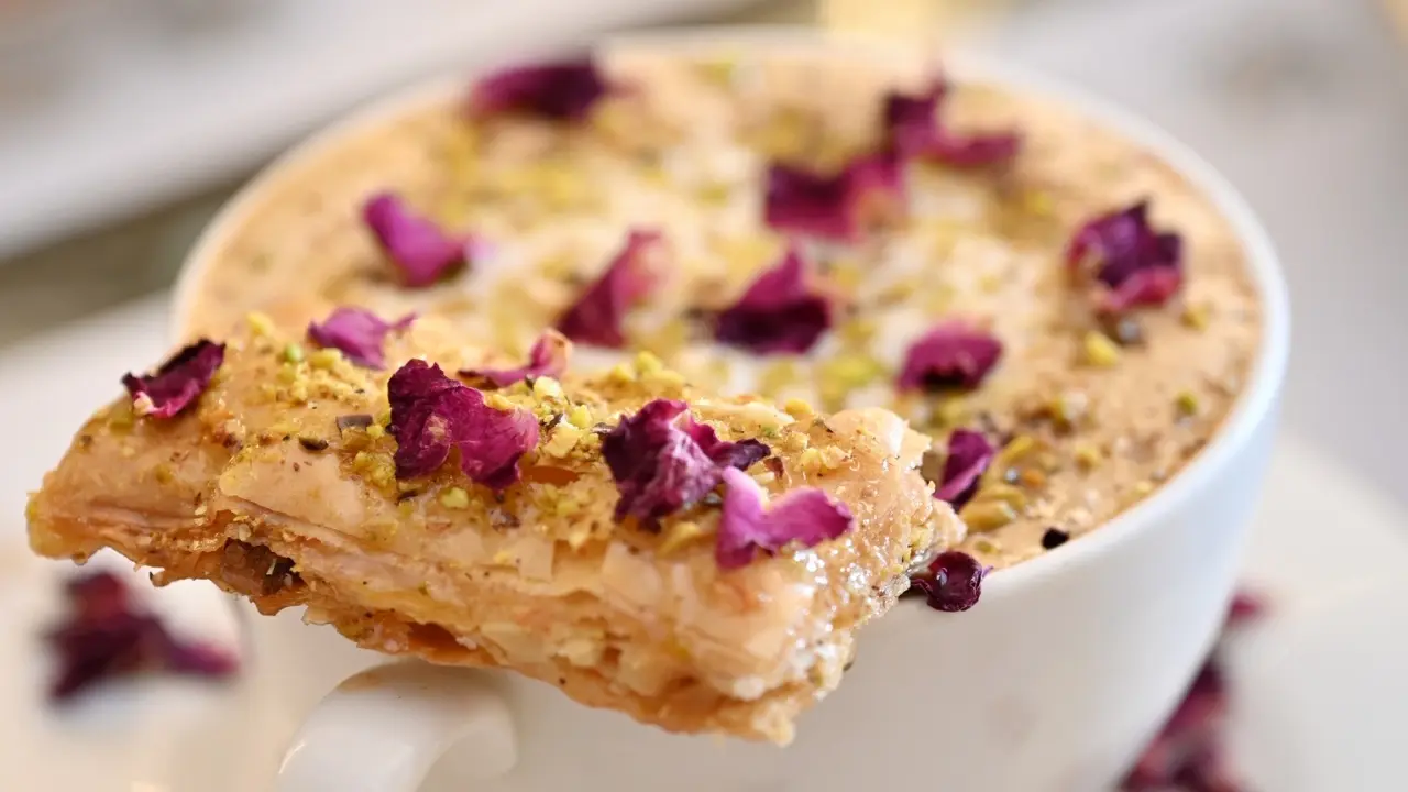 WHY IS BAKLAVA-LIKE INDIAN SWEET BEING TOP PRIORITY OF SWEET LOVERS ?